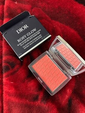 Dior Rosy Glow Powder Blush — Coral Pink